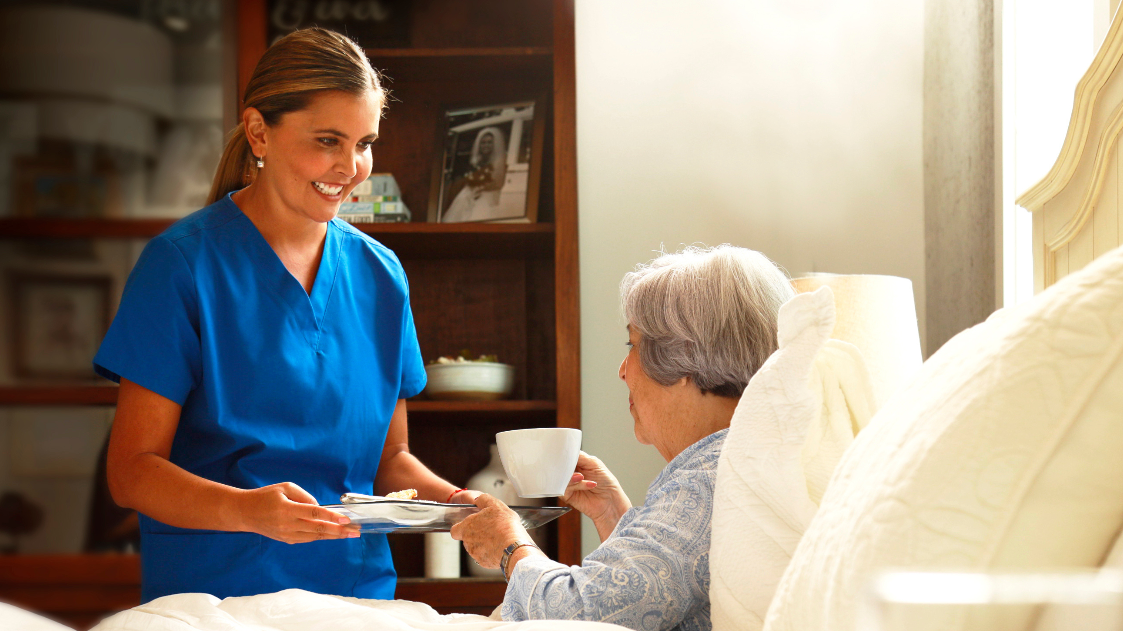 Understanding Alzheimer’s Care: How In-Home Caregivers Make A Difference